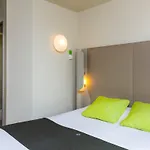 Ibis Paris Velizy 3* 클라마르