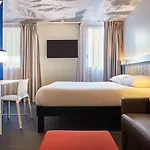 Ibis Paris Velizy 3*
