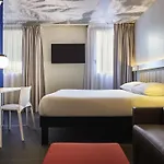 Ibis Paris Velizy מלון קלמאר