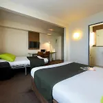 Ibis Paris Velizy 호텔
