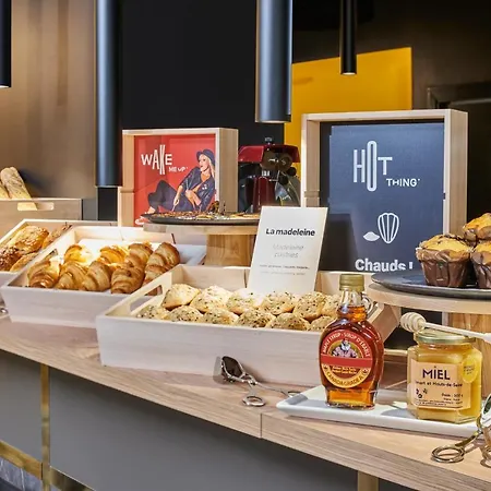 Ibis Paris Velizy 클라마르