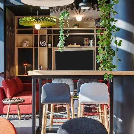 Ibis Paris Velizy