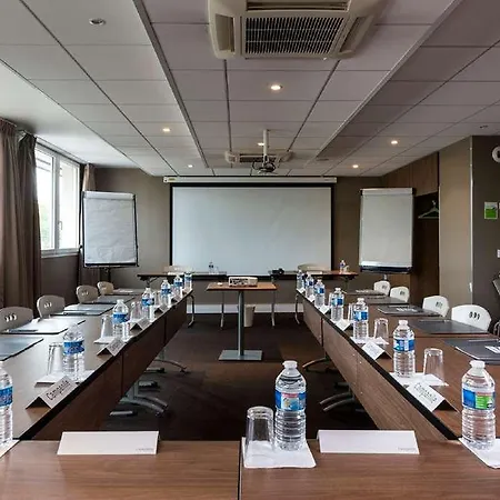 Ibis Paris Velizy Отель