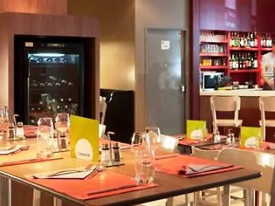 Отель Ibis Paris Velizy Кламар