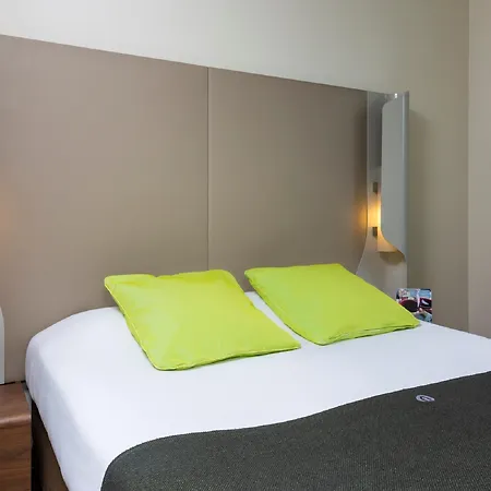 Ibis Paris Velizy 호텔 클라마르