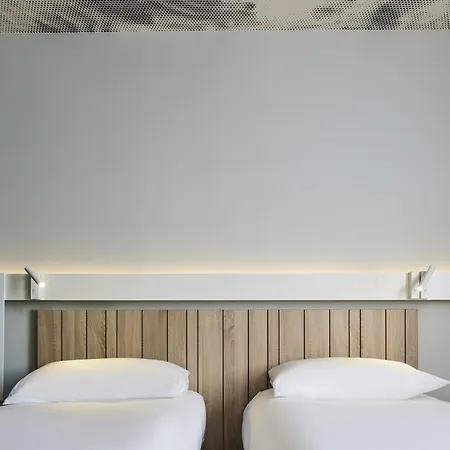 Ibis Paris Velizy מלון קלמאר