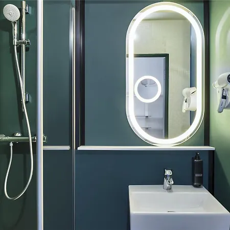 ホテル Ibis Paris Velizy