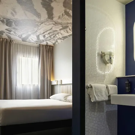 Ibis Paris Velizy Отель