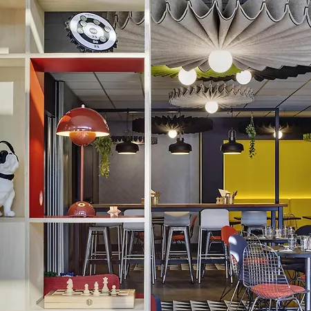 Ibis Paris Velizy Отель 3*