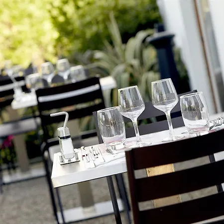 Ibis Paris Velizy Кламар