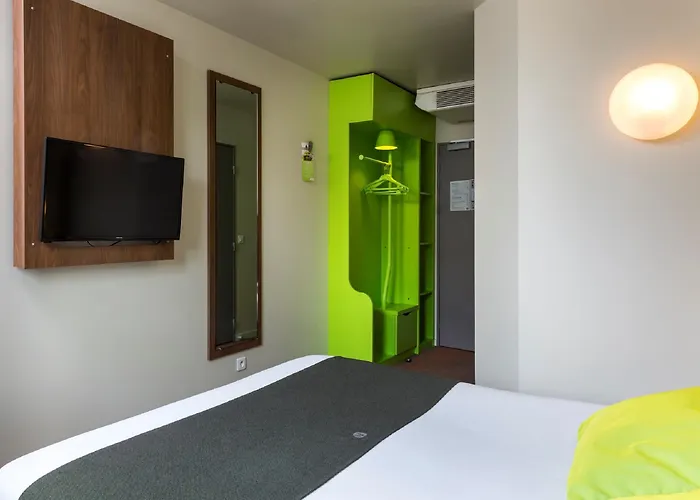 Ibis Paris Velizy מלון